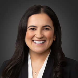 Maryam Ghaffar headshot